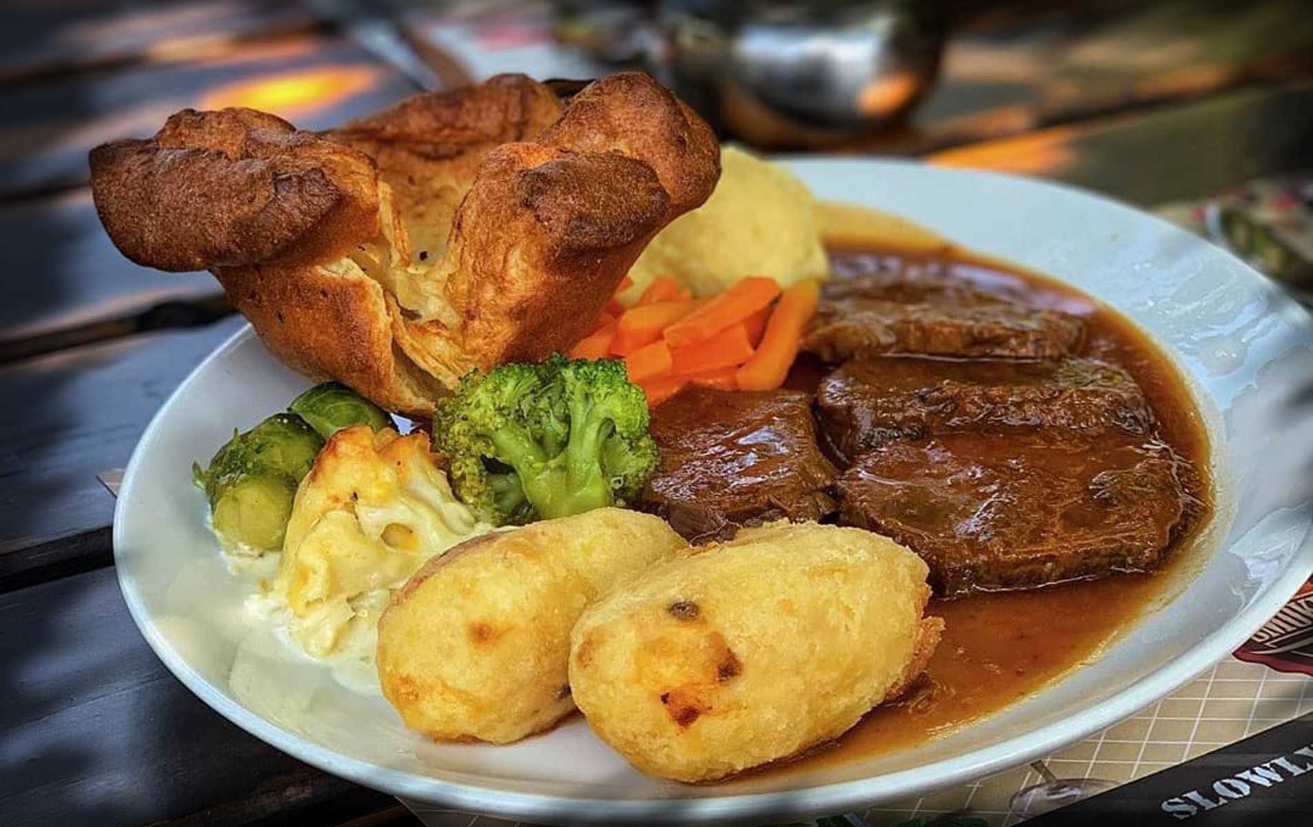 the Red lion Malia - Traditional Sunday Roast 7 sunday roast