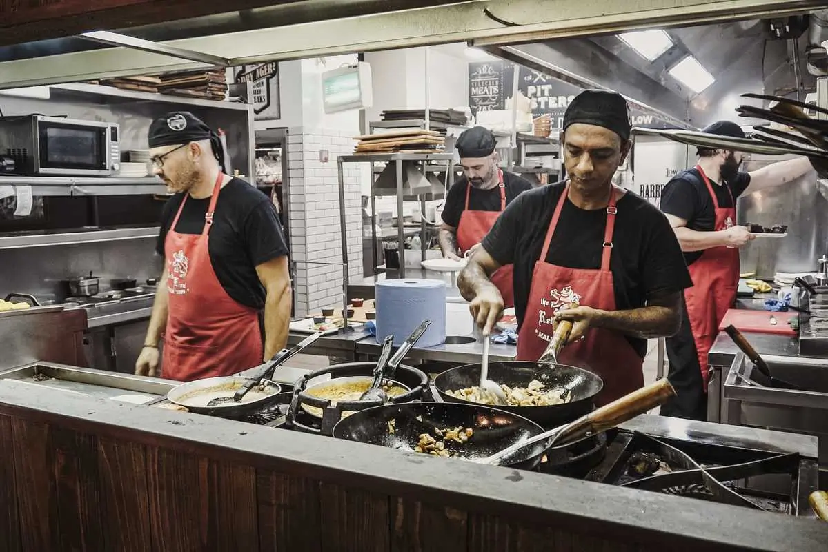 the Red lion Malia - Bar and restaurant in Malia since 1999 - kitchen