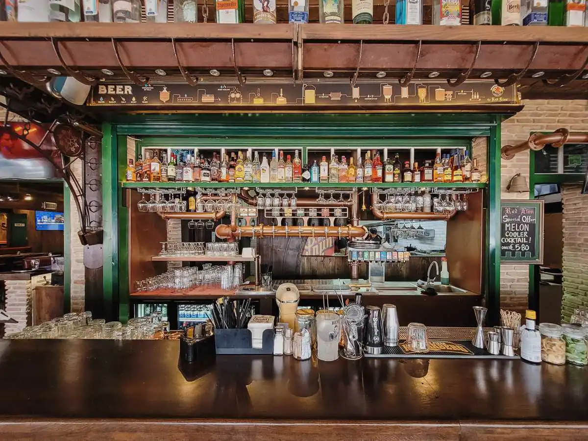 the Red lion Malia - Bar and restaurant in Malia since 1999 - Red Lion Malia Bar 4